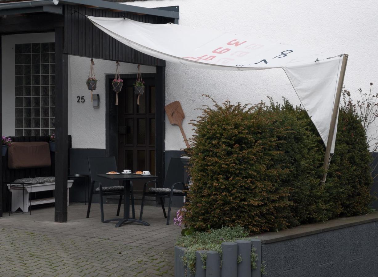 Ferienwohnung Backes Ettringen  Exterior foto